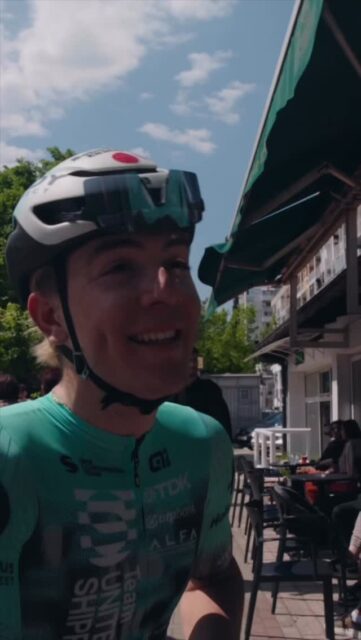 🛡

@marko_tth az első profi győzelme után 🗣️ 

📹 @marchives.raw 

#tus_riders #TeamUnitedShipping