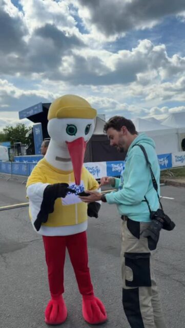 🛡️TUS admin & photographer hard at work

#tus_riders #TeamUnitedShipping