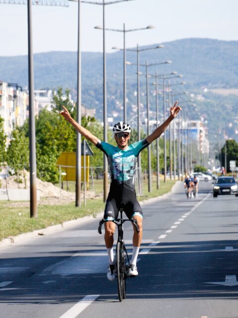 👑 Rastko U23 Champ 👑
🇷🇸 Both the U23 TT and the road race championships were held this weekend in Serbia, and Rastko succeeded in both disciplines, keeping the title with us after last year’s victories with Mihajlo.
Congrats!
📸 @ivvisuals_
#tus_riders #TeamUnitedShipping