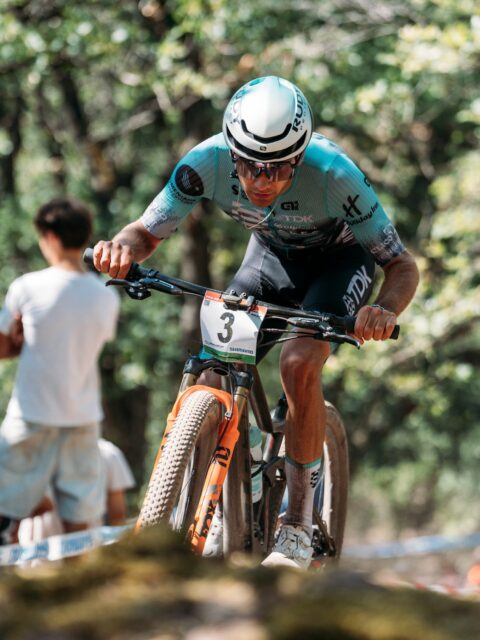 Újabb két pódium az XCO országos bajnokságon! 
Barni 🥈
Máté 🥉 
Zsombor sajnos DNF 🥹

📸 @greg.schoff 
#tus_riders #TeamUnitedShipping