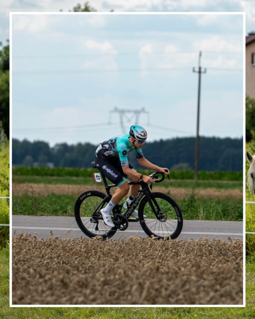🛡️Top 10 finish on Stage 1 of Dookoła Mazowsza!
Erik made the decisive breakaway around the 60km mark and held on for 8th place on the opening stage. 🇵🇱
Stage 2 tomorrow!
-
🛡️TOP 10 helyezés a Dookoła Mazowsza 1. szakaszán!
Erik 60 km környékén került be a döntő elmenésbe, és a nyitónapon 8. lett. 🇵🇱
Holnap jön a 2. szakasz!
📸 @lapajhu
#tus_riders #TeamUnitedShipping
