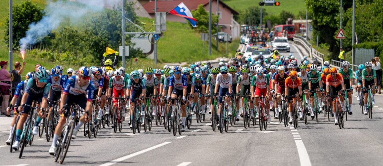 Double Jersey Delight: Team United Shipping Storms the Openers in Slovenia