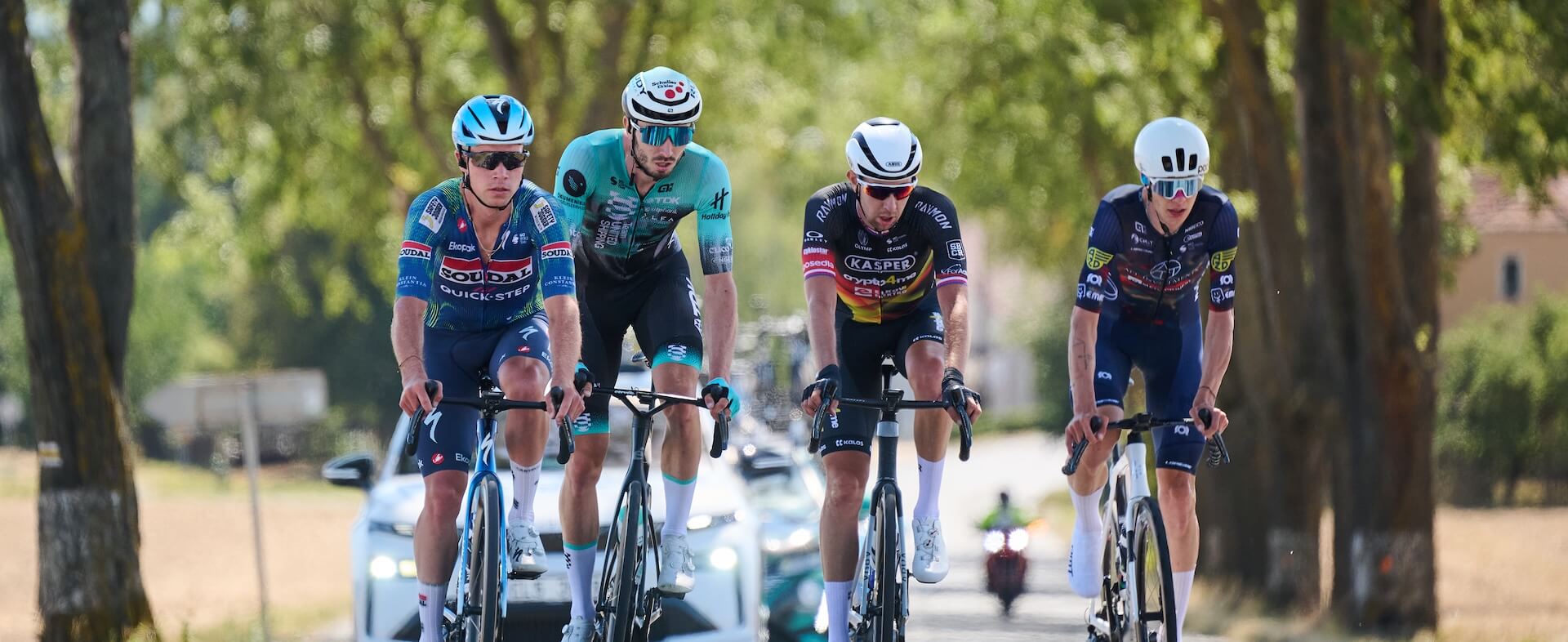 Red Bib in Karlovy Vary: Michal Schuran Lights Up Stage 1 of Czech Tour